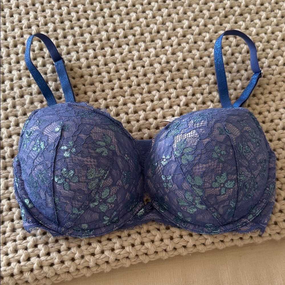 Victoria’s Secret Elegant Blue Lace Push up Bra
